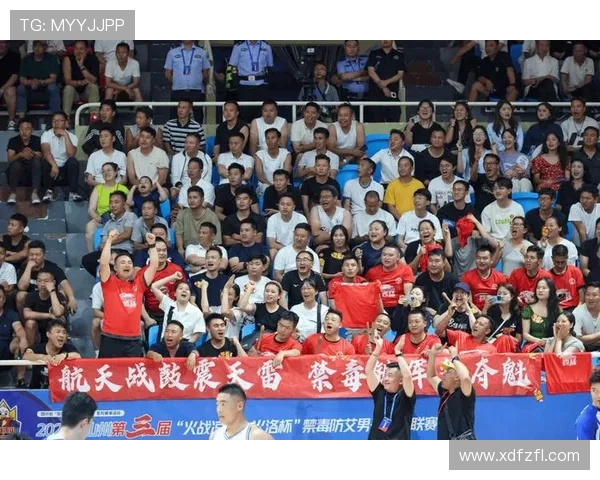 中国足球联赛新赛季火热开战 多支强队阵容升级力争争冠